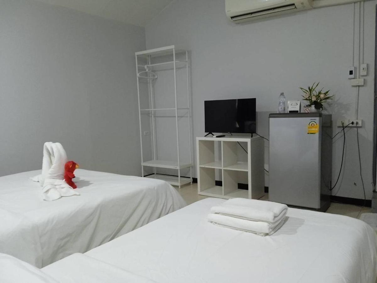 Nk Guesthouse 1 Bangkok Exterior photo